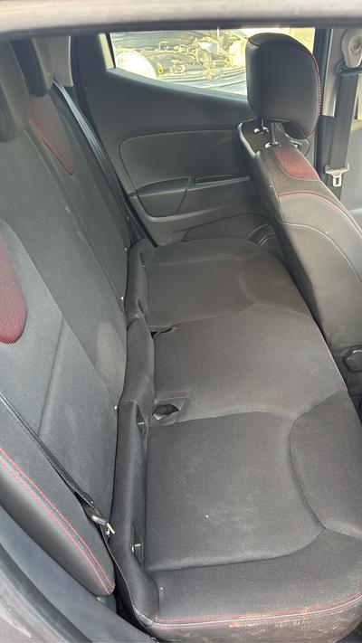 Renault Clio — 6
