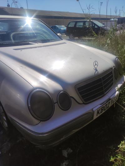 Mercedes-Benz E 200 — 2