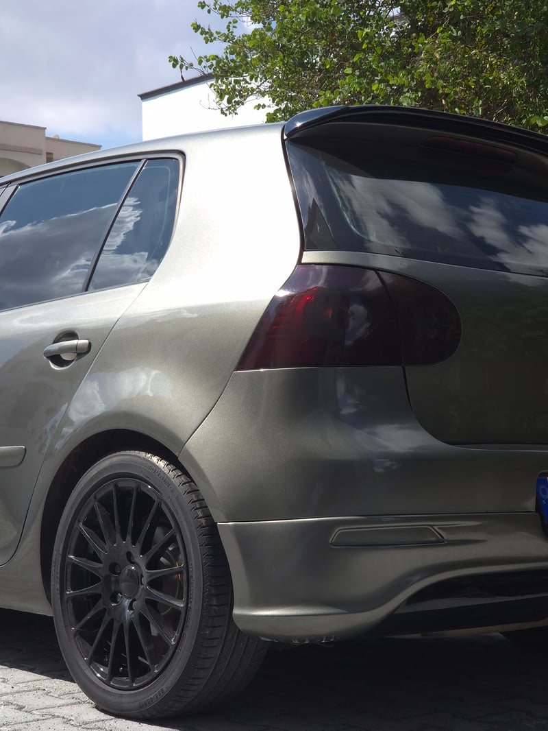 Volkswagen Golf — 4