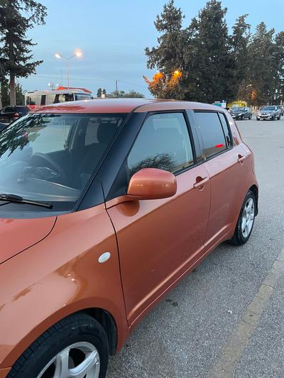 Suzuki Swift — 3