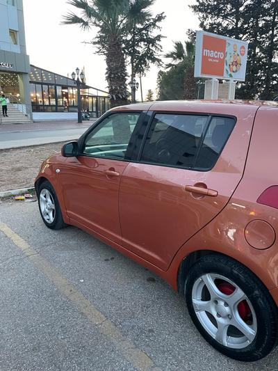 Suzuki Swift — 5