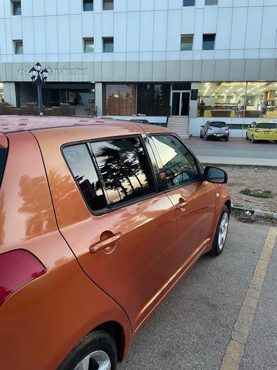 Suzuki Swift — 6