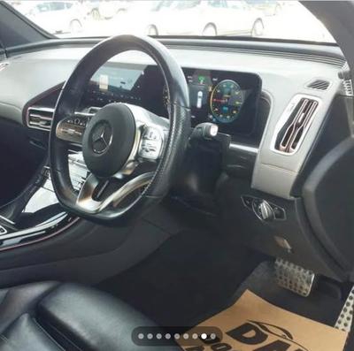 Mercedes-Benz EQC 400 — 3