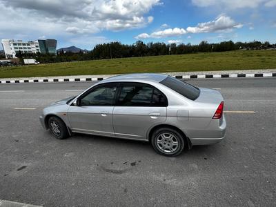 Honda Civic — 6