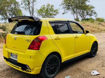 Suzuki Swift — 4