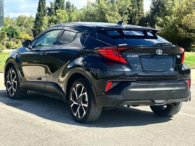 Toyota C-HR — 4