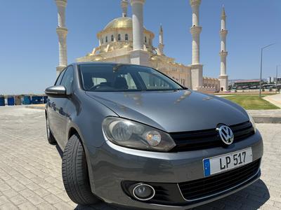 Volkswagen Golf — 2