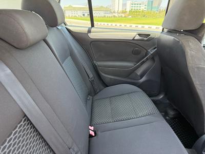 Volkswagen Golf — 4