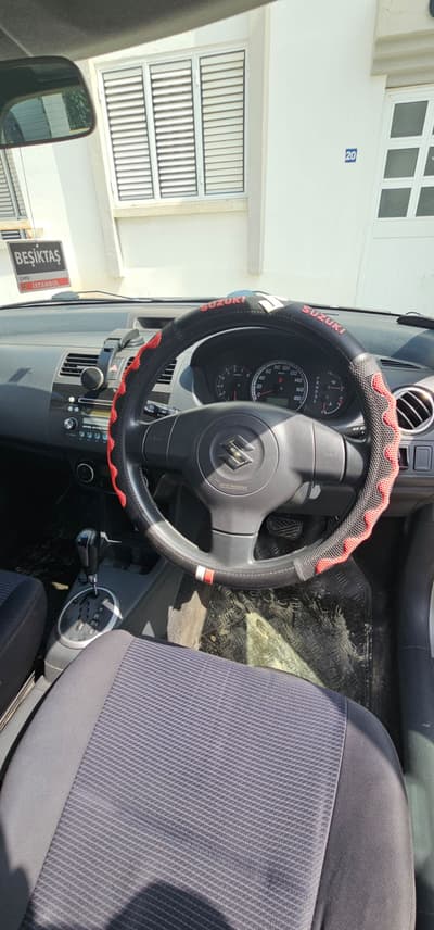 Suzuki Swift — 6