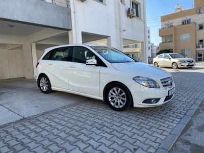 2013 Mercedes-Benz B 180