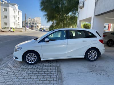 Mercedes-Benz B 180 — 4
