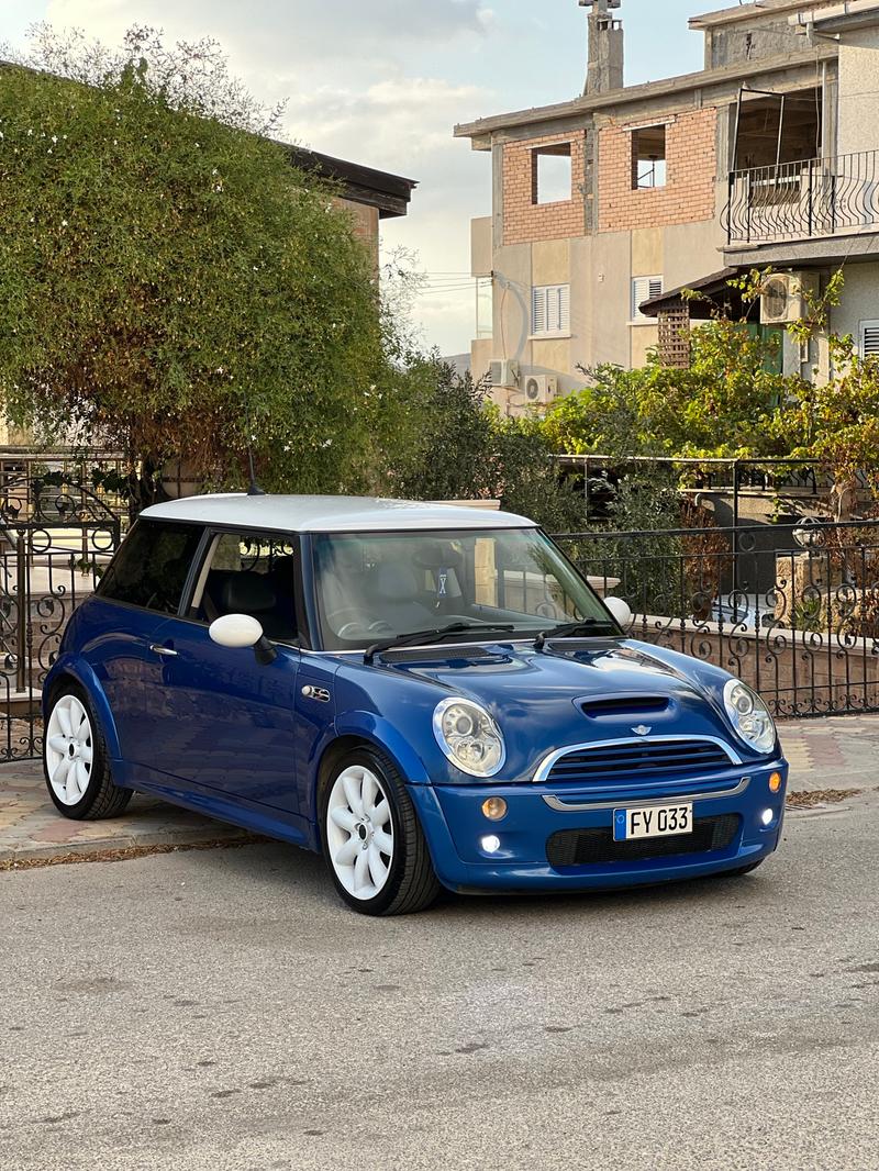 Mini Cooper S — 1/10