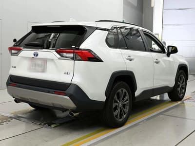 Toyota Rav4 — 3