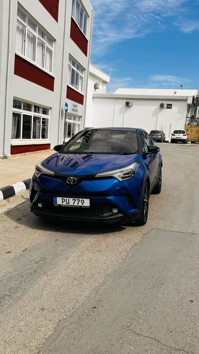 Toyota C-HR — 2