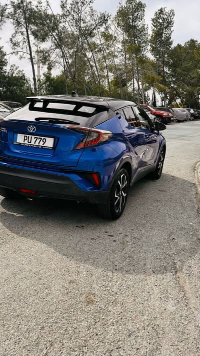 Toyota C-HR — 4