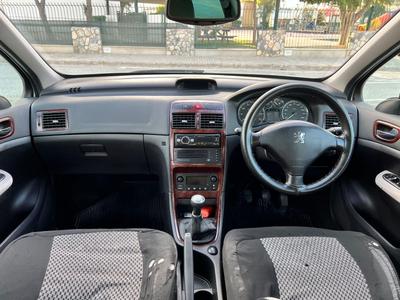 Peugeot 307 — 6