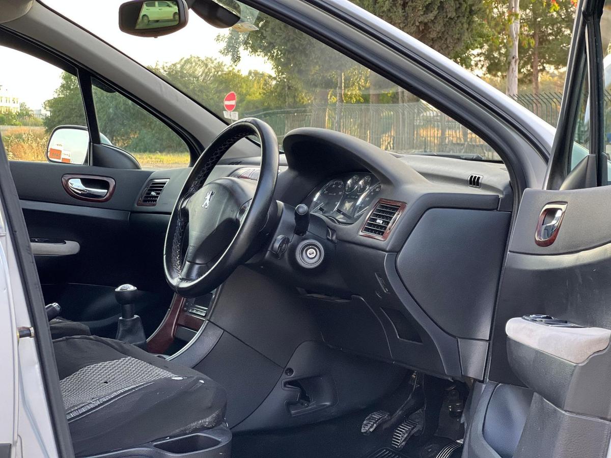 2007 Peugeot 307 7