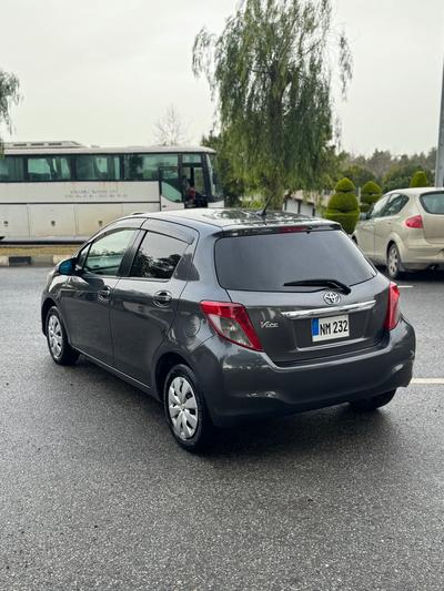 Toyota Vitz — 6