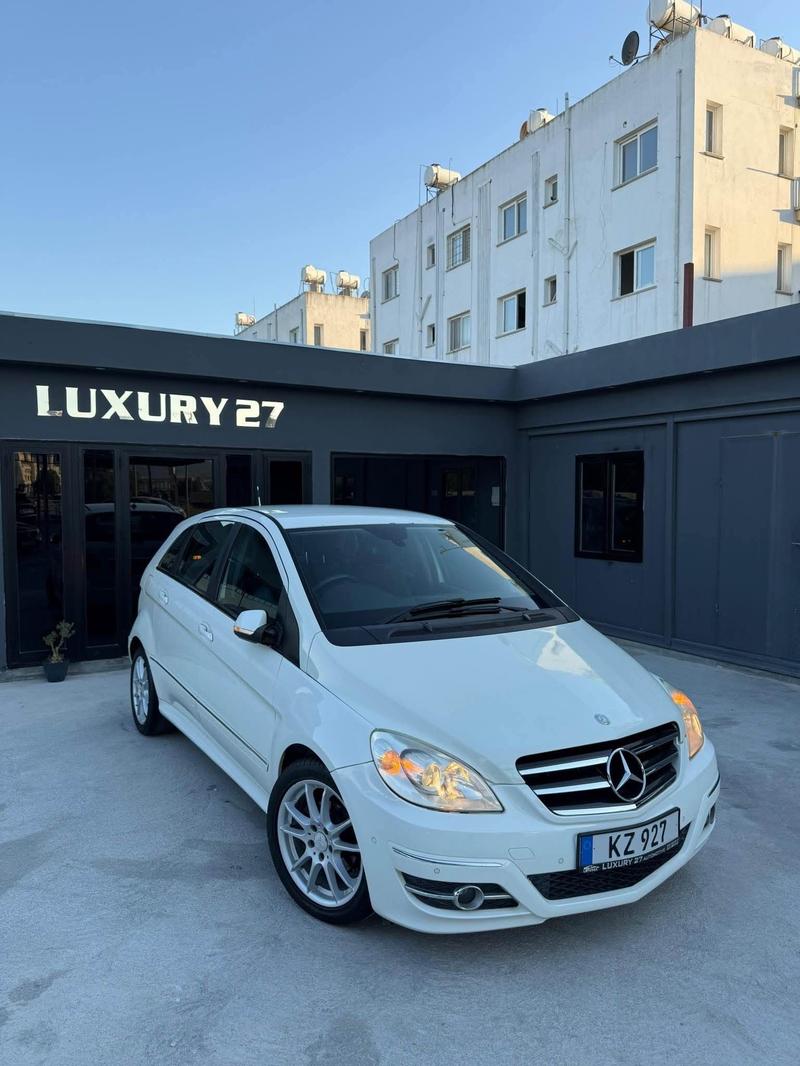 Mercedes-Benz B160 — 1/6