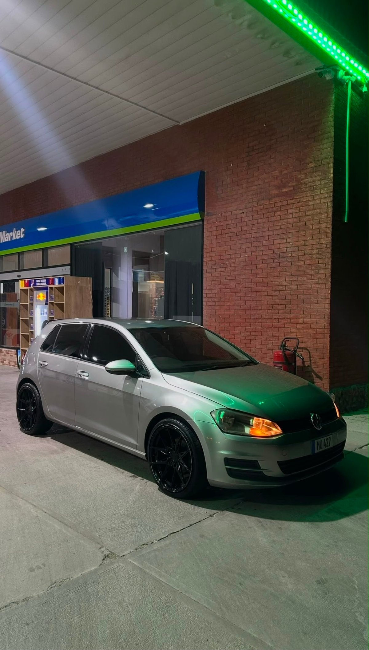 2014 Volkswagen Golf 4