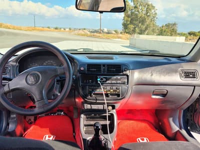 Honda Civic — 6