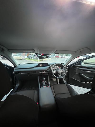 Mazda 3 — 6