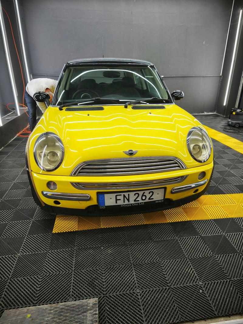 Mini Cooper — 1/5