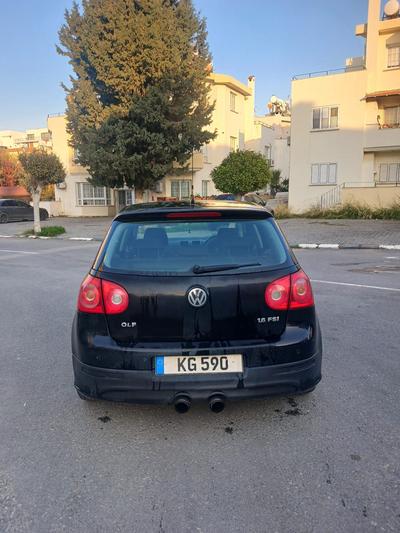 Volkswagen Golf — 2