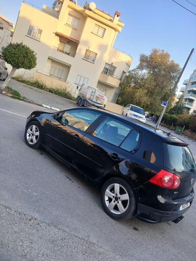 Volkswagen Golf — 4