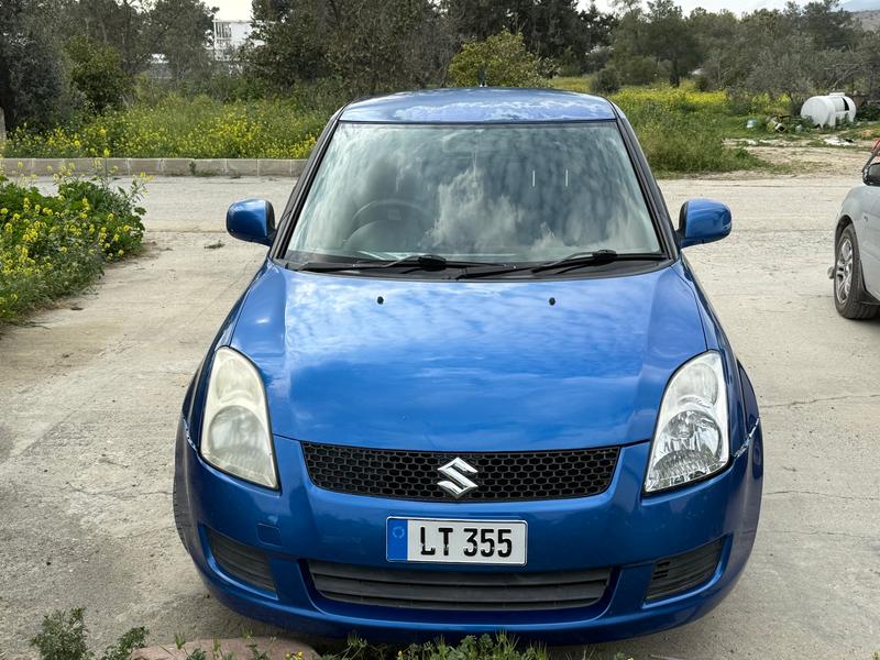 Suzuki Swift — 1/9