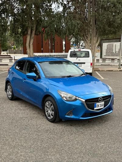 2016 Mazda Demio