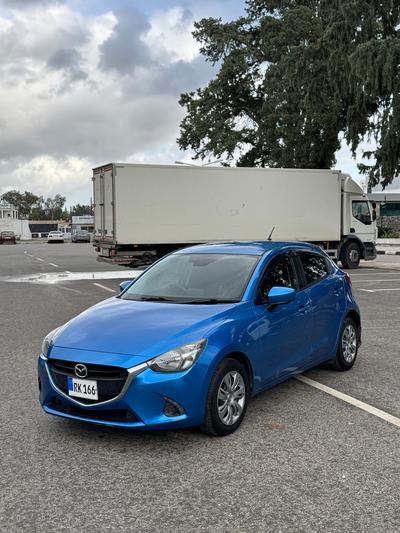 Mazda Demio — 2