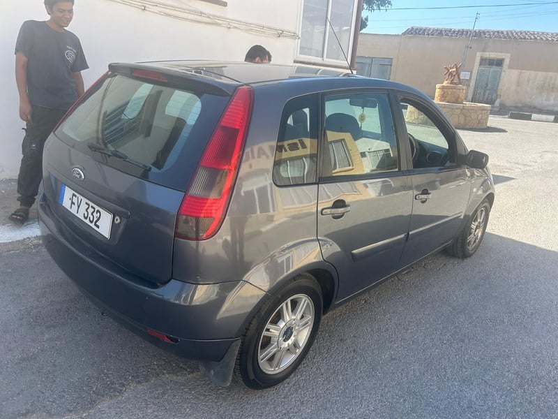 Ford Fiesta — 2