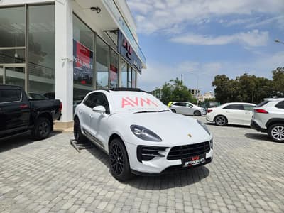 Porsche Macan — 2