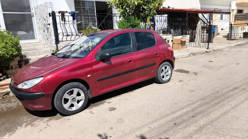 Peugeot 206