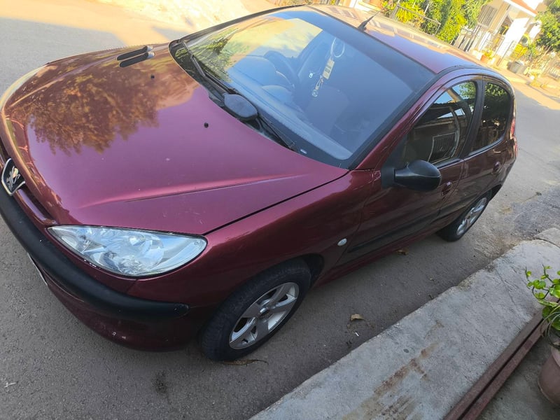 Peugeot 206 — 3