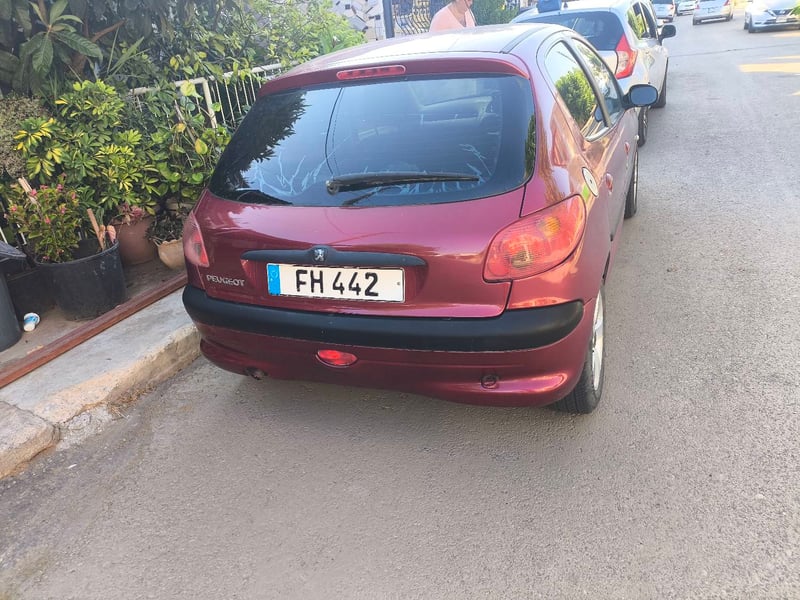 Peugeot 206 — 5