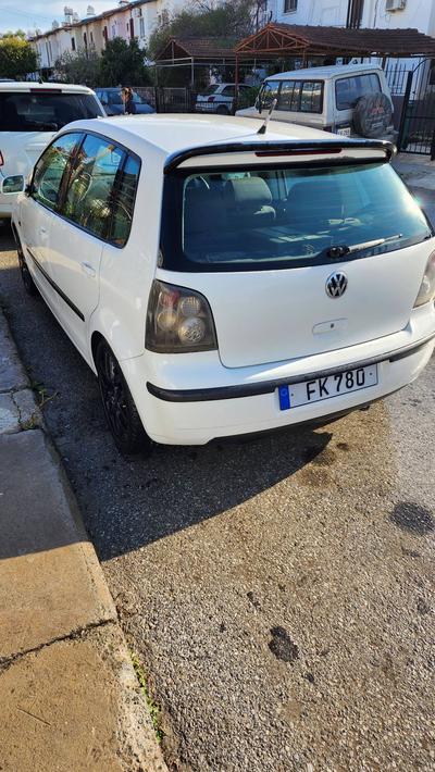 Volkswagen Polo — 4