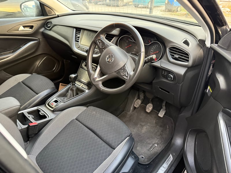 Opel Grandland X — 3