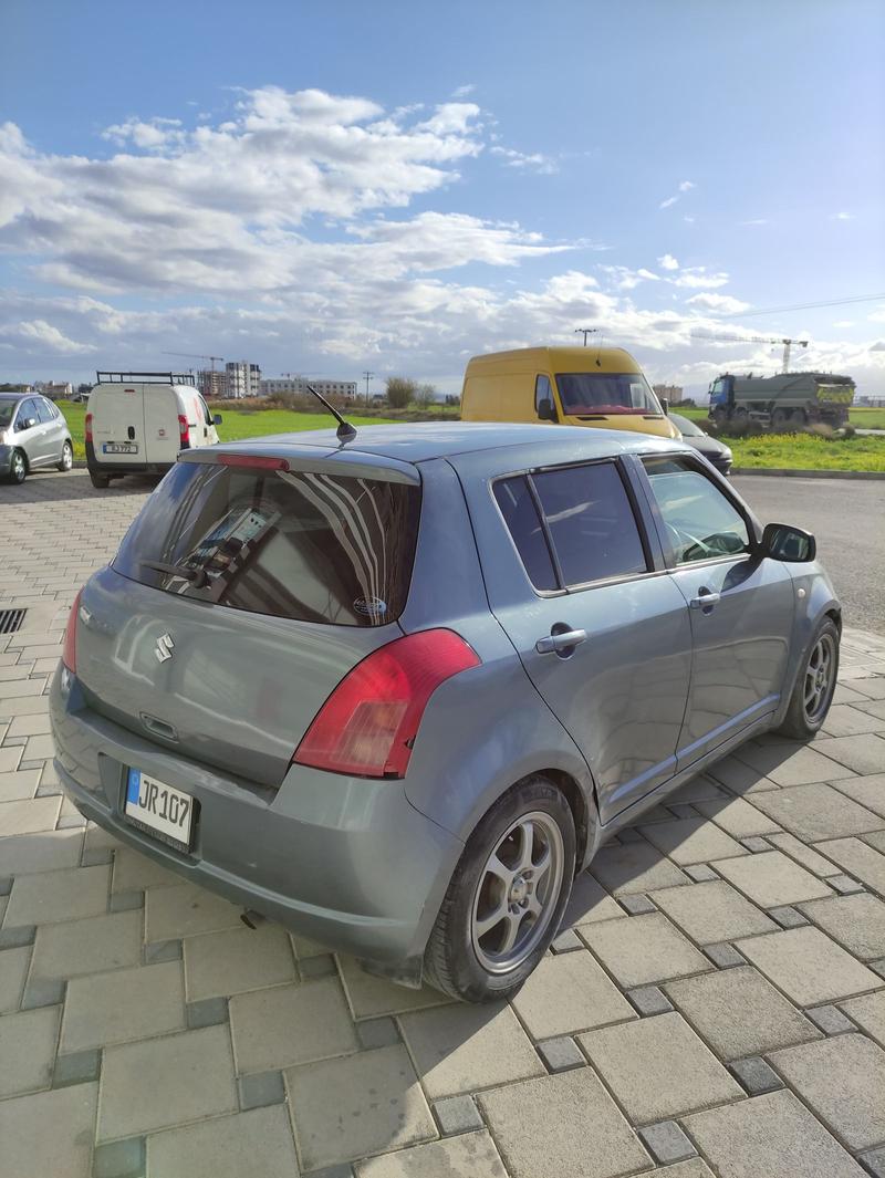 Suzuki Swift — 1/10