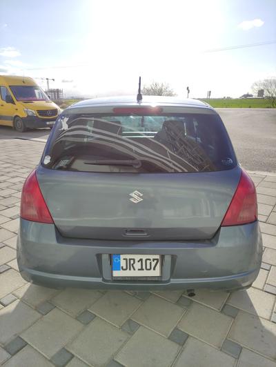 Suzuki Swift — 5