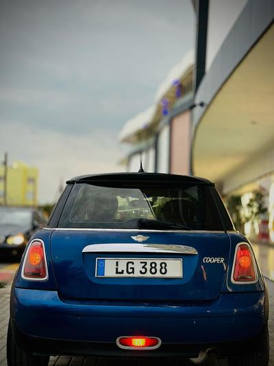 Mini Cooper One — 5