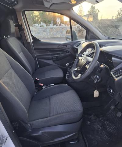 Ford Transit Connect — 7