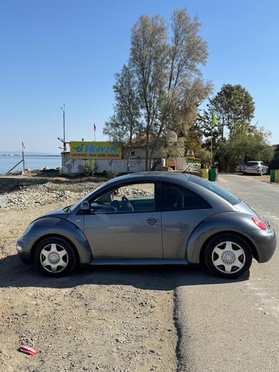 2002 Volkswagen Beetle