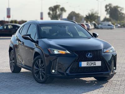 Lexus UX 250h — 1