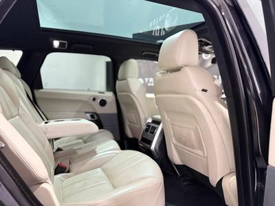 Land Rover Range Rover Sport — 10
