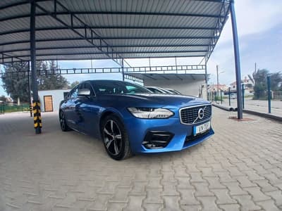 Volvo S90 — 5