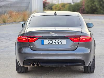 Jaguar XF — 6