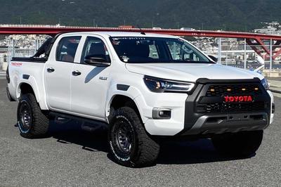 Toyota Hilux — 3