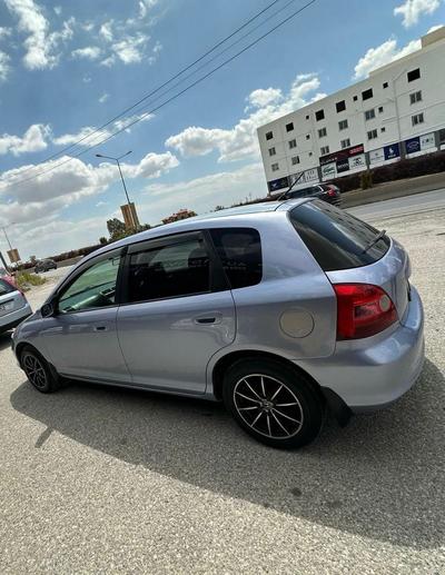 Honda Civic — 2